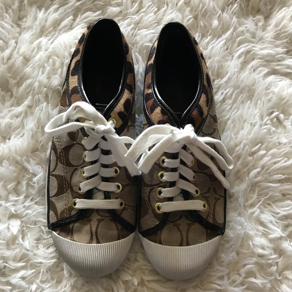Women’s size 6 Coach sneakers